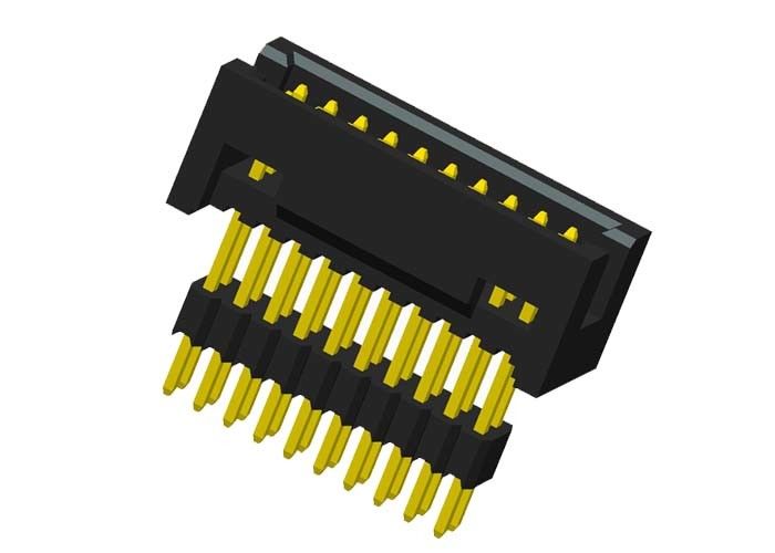 छेद के माध्यम से बोर्ड कनेक्टर के लिए केबल वोल्टेज 500V एसी / डीसी